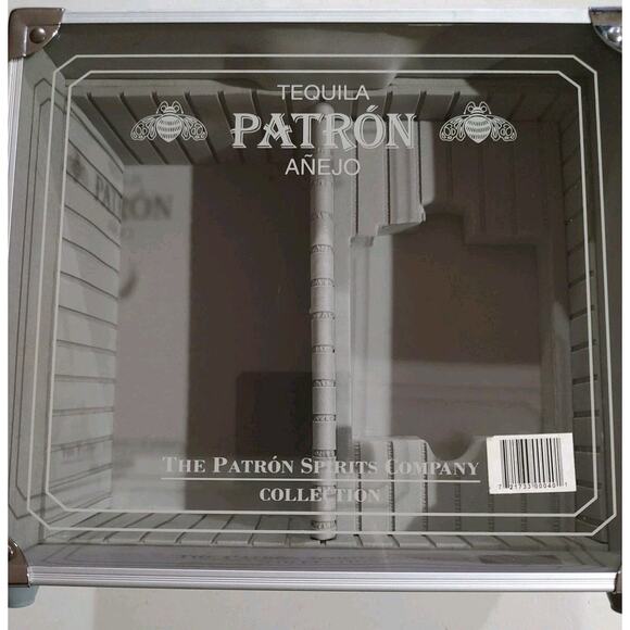 Patron Tequila Anejo Chrome Silver Case. Removable Divider, Toggle Lock - Picture 3 of 6